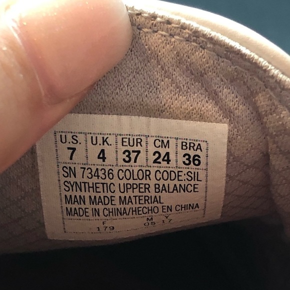 Skechers Video Game Embroidery slip on sneaker size 7 - Picture 8 of 9